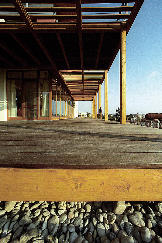 n030.jpg
