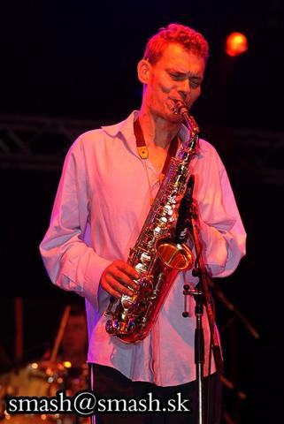 hq2k5_607.jpg