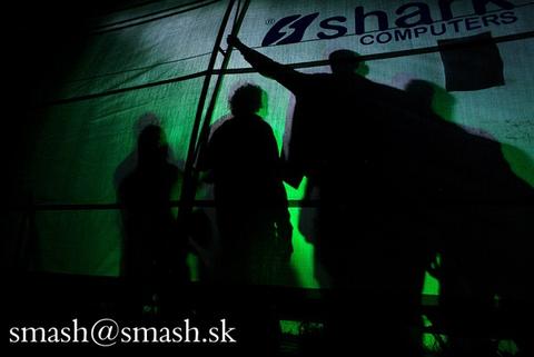 hq2k5_932.jpg