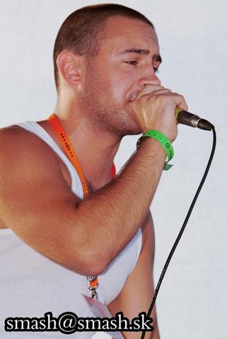 hq2k5_810.jpg