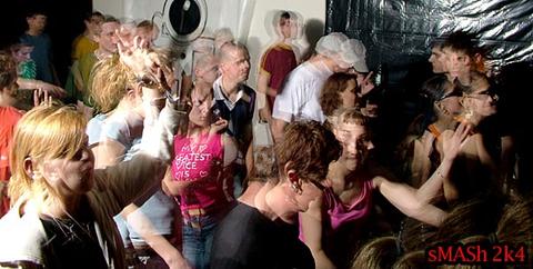 03_mmm04_098.jpg
