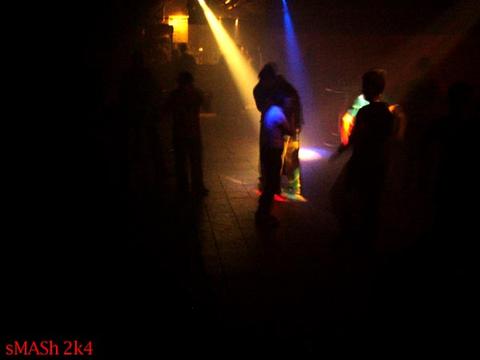 03_mmm04_128.jpg