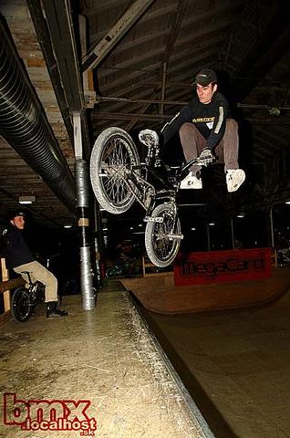 sk8lab_01_2k4_24.jpg