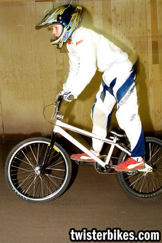 itc2k8a_942