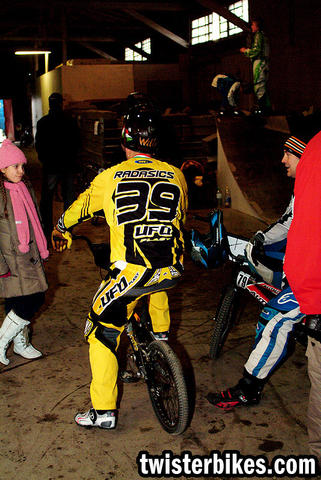 itc2k8a_952