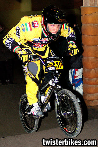 itc2k8a_966