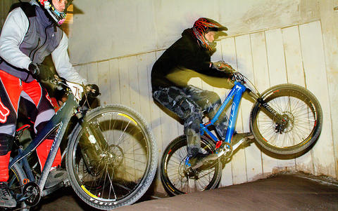 itc2k8b_332.jpg