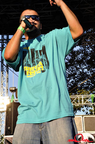 tjhh2k8_3728.jpg