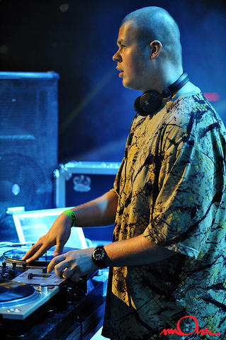 tjhh2k8_3855.jpg