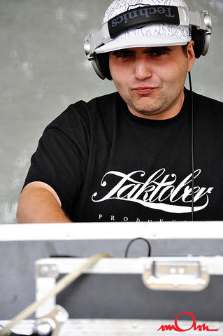 tjhh2k8_4384.jpg