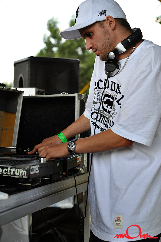 tjhh2k8_4413.jpg