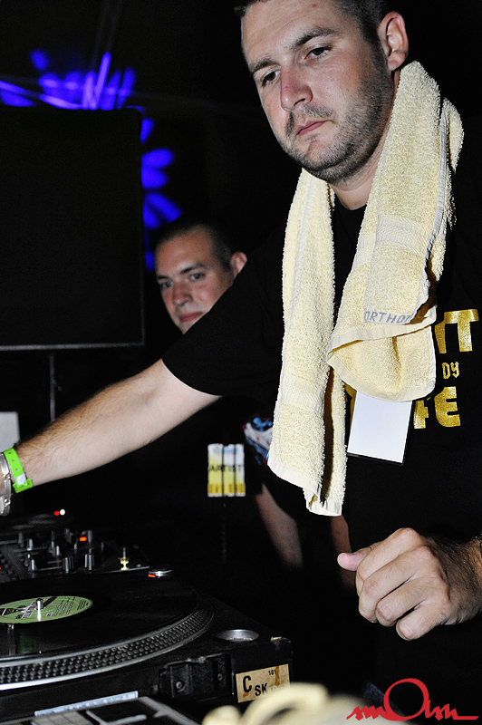rb2k8_315.jpg