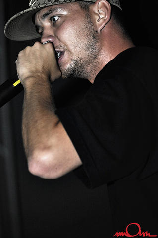 rb2k8_482.jpg