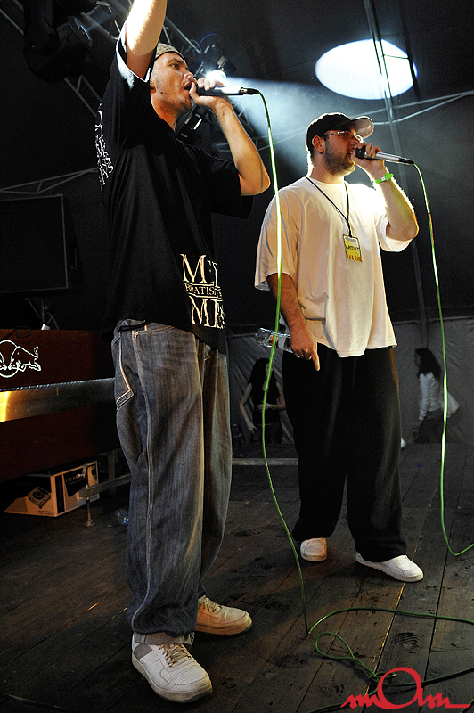 rb2k8_588.jpg