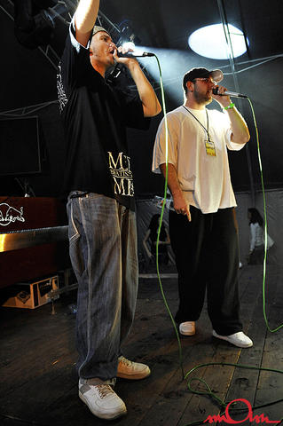rb2k8_588.jpg
