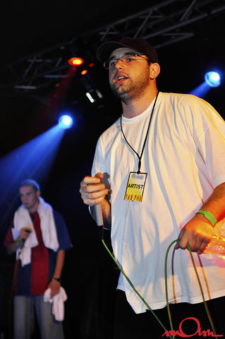 rb2k8_653.jpg