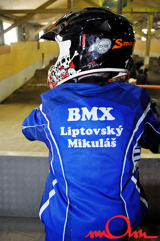 itc2k9b_367.jpg