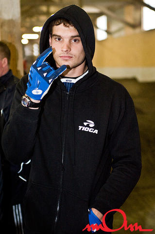 itc2k9b_528.jpg