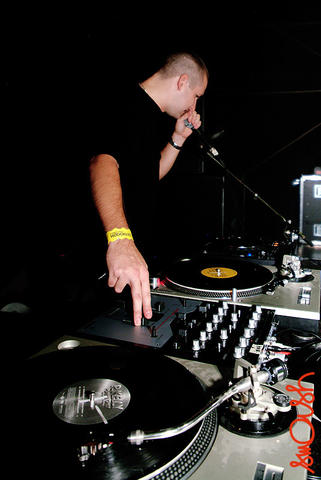 hq2k6_2221.jpg