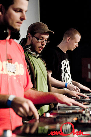 aafb2k9_036.jpg