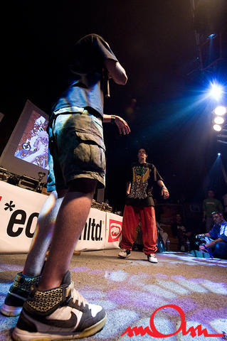 aafb2k9_142.jpg
