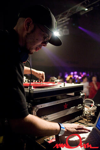 aafb2k9_177.jpg