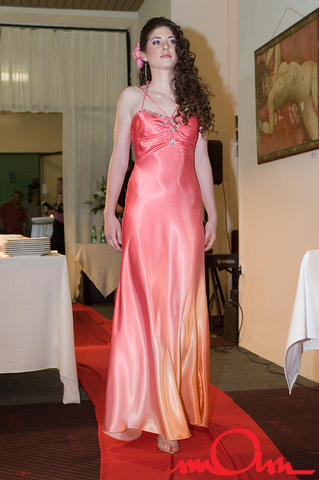 rln2k9_608.jpg