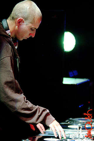 hq2k6_2322.jpg