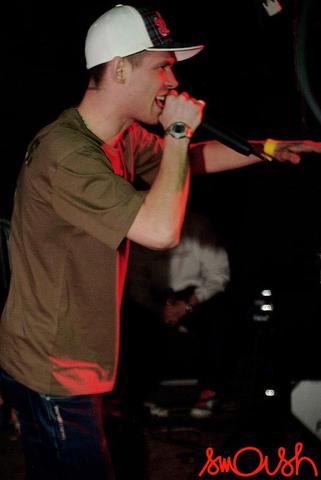 aafb2k7k_629.jpg