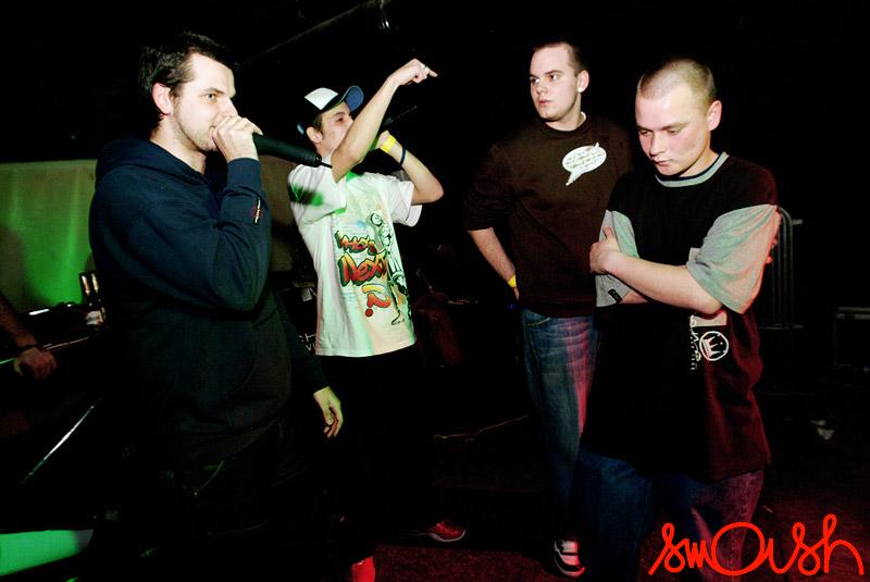 aafb2k7k_734.jpg