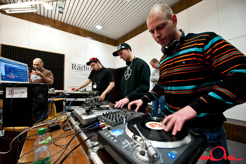bzpz_FM-02.jpg