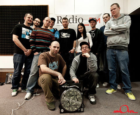 bzpz_FM-73.jpg