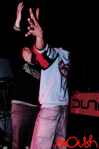 bomb2k6_160.jpg
