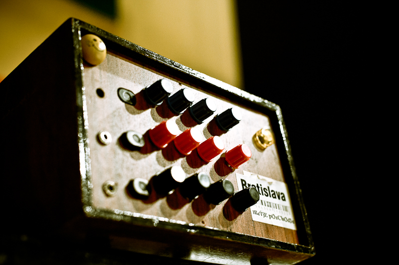 kncn6334.jpg