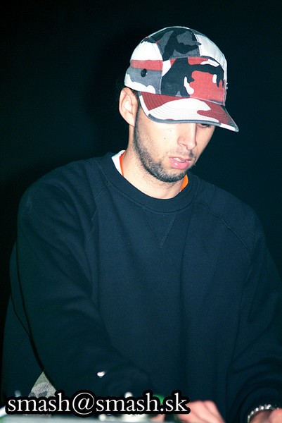 hq2k5_886.jpg