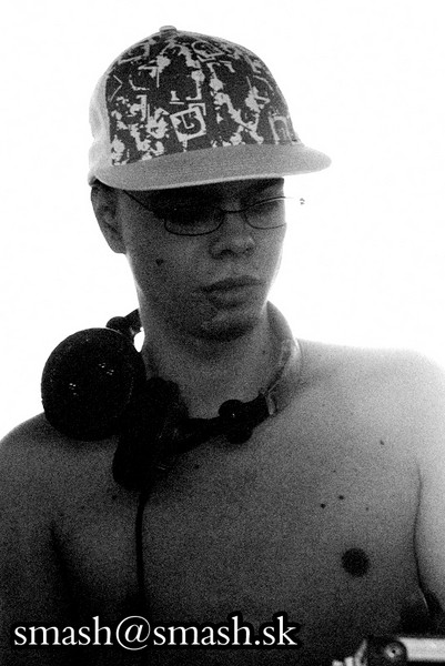 hq2k5_802.jpg