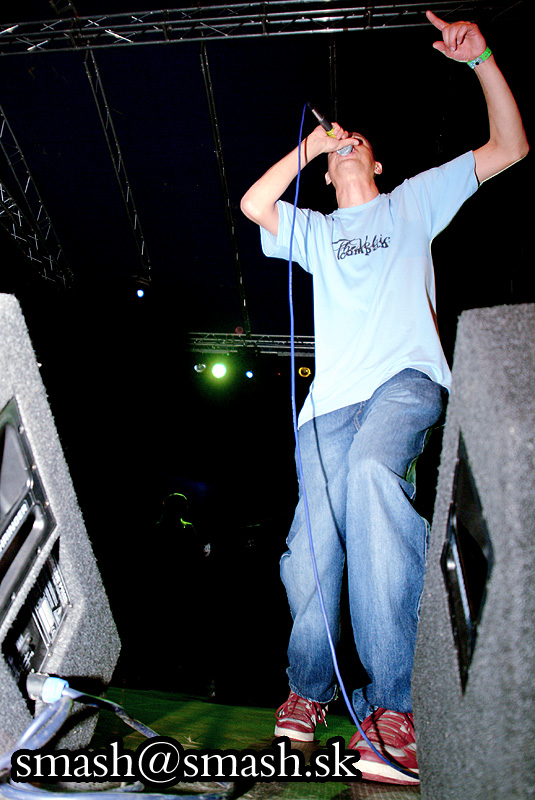 hq2k5_990.jpg